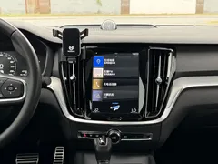 2021 Volvo S60 T4 Luxury, белый — фото 7