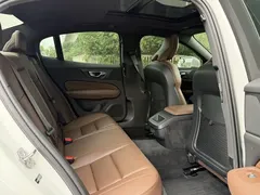 2021 Volvo S60 T4 Luxury, белый — фото 12