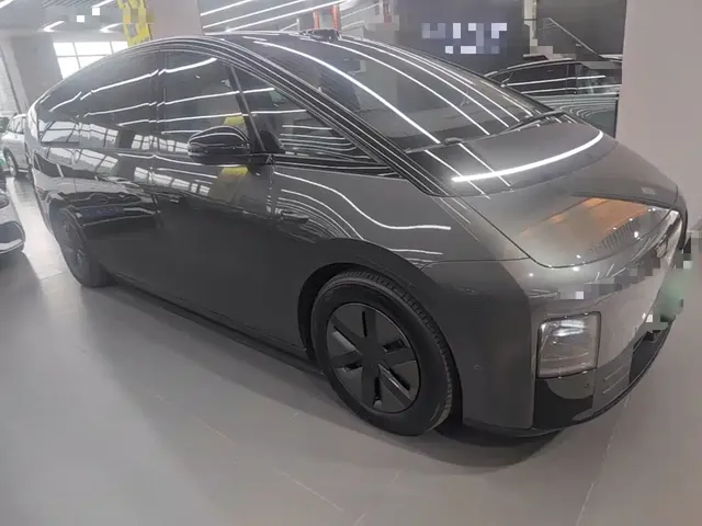 2025 Li Auto MEGA Home