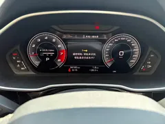 2022 Audi Q3 Sportback 35 TFSI, белый — фото 12