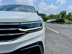 2022 Volkswagen Tiguan X 330TSI 2WD, белый — фото 3