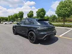 2022 Porsche Macan 2.0T — фото 7