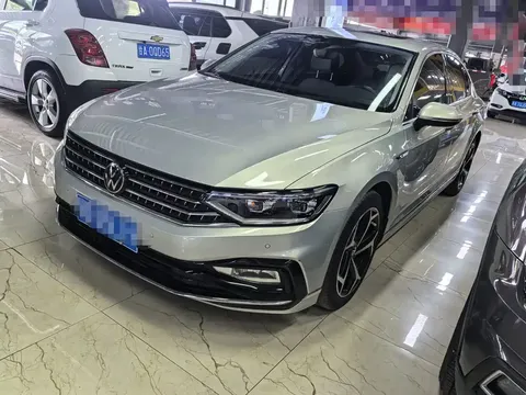 2023 Volkswagen Magotan 200 330TSI DSG