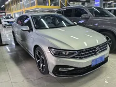 2023 Volkswagen Magotan 200 330TSI DSG — фото 3