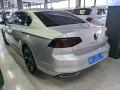 2023 Volkswagen Magotan 200 330TSI DSG — фото 4