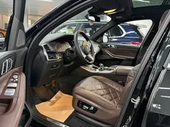 2022 BMW X5 40Li M, чёрный — фото 5