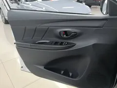 2022 Toyota Yaris L Zhixuan X 1.5L CVT PLUS, белый — фото 7