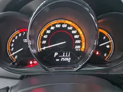 2022 Toyota Yaris L Zhixuan X 1.5L CVT PLUS, белый — фото 14