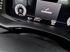 2021 Audi Q7 45 TFSI quattro S line, чёрный — фото 2