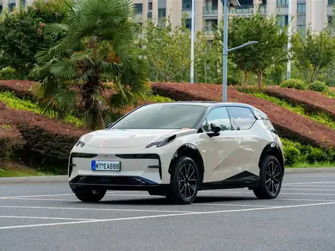 2023 Zeekr X RWD YOU 4-seat