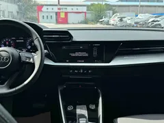 2022 Audi A3 Sportback 35 TFSI, зелёный — фото 7
