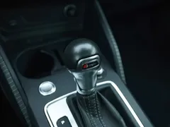 2022 Audi Q2L 35 TFSI, белый — фото 8