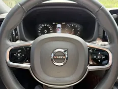 2021 Volvo XC60 4WD Luxury, чёрный — фото 11