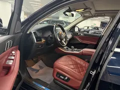 2022 BMW X5 30Li M, чёрный — фото 5