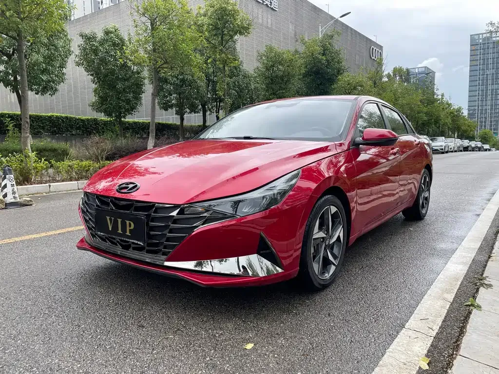 2022 Hyundai Elantra 1.5L CVT GLS Advanced