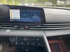 2022 Hyundai Elantra 1.5L CVT GLS Advanced — фото 13