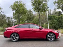 2022 Hyundai Elantra 1.5L CVT GLS Advanced — фото 14