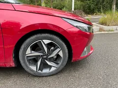 2022 Hyundai Elantra 1.5L CVT GLS Advanced — фото 16