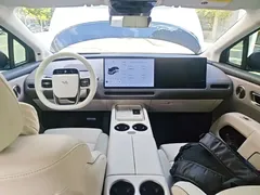 2025 Li Auto i8 Standard, белый — фото 10
