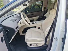 2025 Li Auto i8 Standard, белый — фото 15