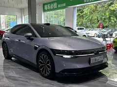 2025 Zeekr 007 Long Range RWD Smart Driving 100kWh — фото 3