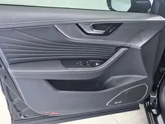 2023 Hongqi HS5 2.0T 4WD Pro, чёрный — фото 7