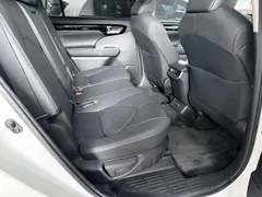 2022 Toyota Highlander 380T 4WD 7, белый — фото 13