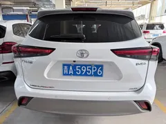 2022 Toyota Highlander 380T 4WD 7, белый — фото 21
