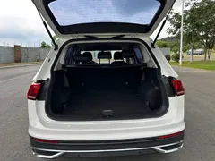 2022 Volkswagen Tiguan L 330TSI AT 2WD Comfort, белый — фото 18
