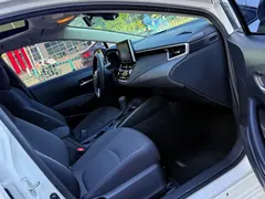 2021 Toyota Corolla 1.2T S-CVT Elite, белый — фото 10