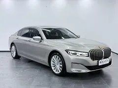 2021 BMW 7 Series 7 730Li M — фото 3