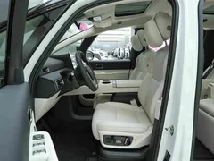 2025 Li Auto MEGA Home, белый — фото 11