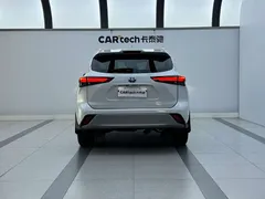 2023 Toyota Highlander 2.5L Smart Hybrid 4WD Luxury 7, белый — фото 3