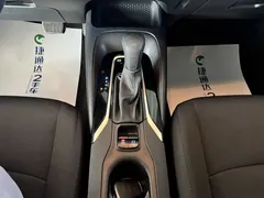 2021 Toyota Corolla Hybrid 1.8L E-CVT Elite, белый — фото 5