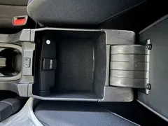 2021 Toyota Corolla Hybrid 1.8L E-CVT Elite, белый — фото 15