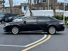 2021 Toyota Camry 2.0G Luxury, чёрный — фото 7