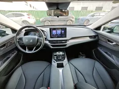 2023 Hongqi E-QM5, чёрный — фото 5