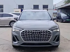 2024 Audi Q3 35 TFSI — фото 2