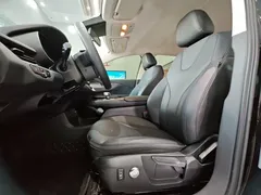 2023 Hongqi E-QM5, чёрный — фото 3