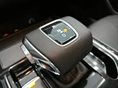 2023 Hongqi E-QM5, чёрный — фото 7