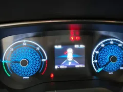 2023 Hongqi E-QM5, чёрный — фото 8