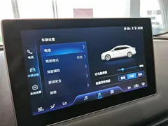 2023 Hongqi E-QM5, чёрный — фото 10