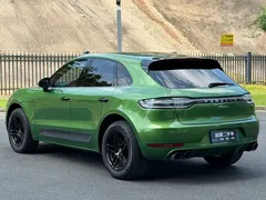 2021 Porsche Macan 2.0T, зелёный — фото 6