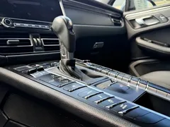 2021 Porsche Macan 2.0T, зелёный — фото 11