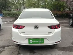 2021 Mazda 3 2.0L AT, белый — фото 4