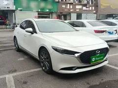 2021 Mazda 3 2.0L AT, белый — фото 22