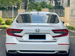 2022 Honda Accord 260TURBO Luxury, белый — фото 8