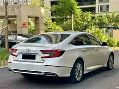 2022 Honda Accord 260TURBO Luxury, белый — фото 9