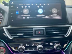2022 Honda Accord 260TURBO Luxury, белый — фото 17