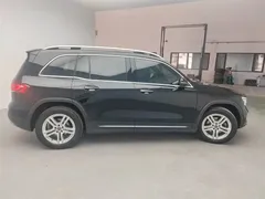 2022 Mercedes-Benz GLB 200, чёрный — фото 13